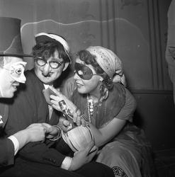 Kronprinsens gate 17, Oslo, 29.01.1956. Karneval i Ingeniøre