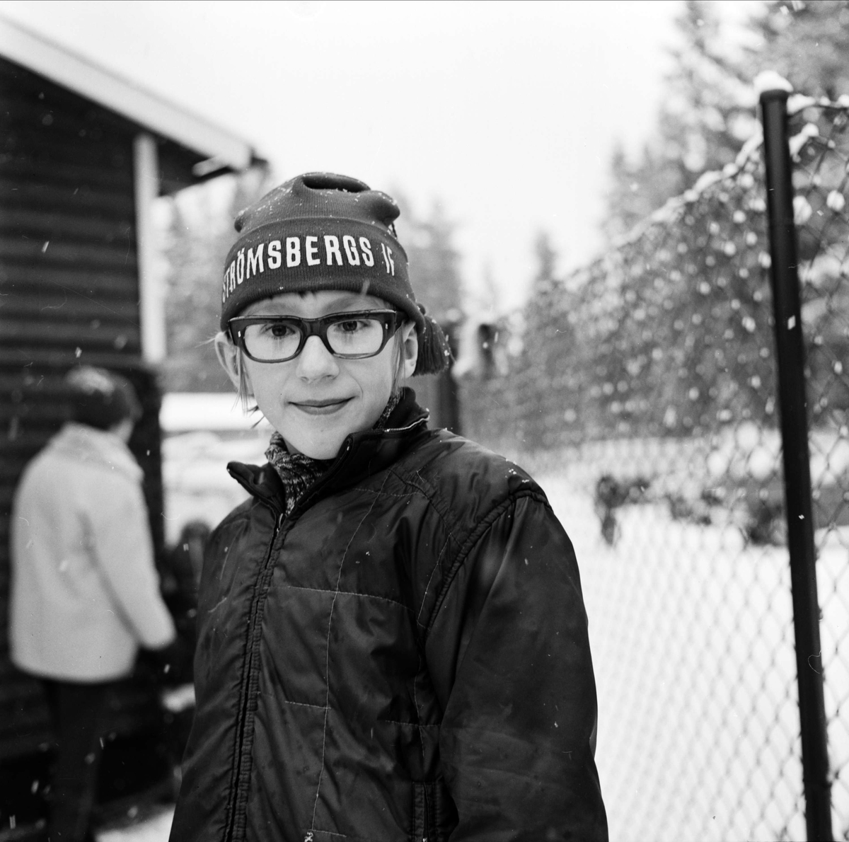 Pojke, sannolikt i Månkarbo, Tierps socken, Uppland, 1973