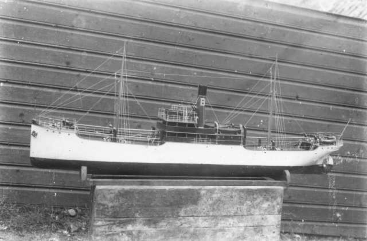 Modell av en dampbåt