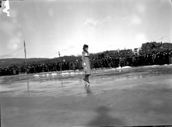 Skøyteløp på Frognerkilen, kvinnelig isdanser, Nadja Frank