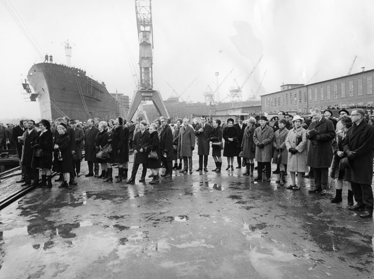 Dop av fartyg 217 OBO Björghav. Sjösättes vid Sörvik utan publik och döptes senare vid Kasen.