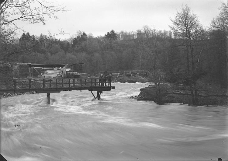 Enligt fotografens noteringar: "Öfversvämning 1927."