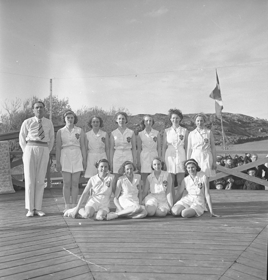 Text till bilden: "Fiskebäckskil. Gymnastikuppvisning. 1939.05.14".