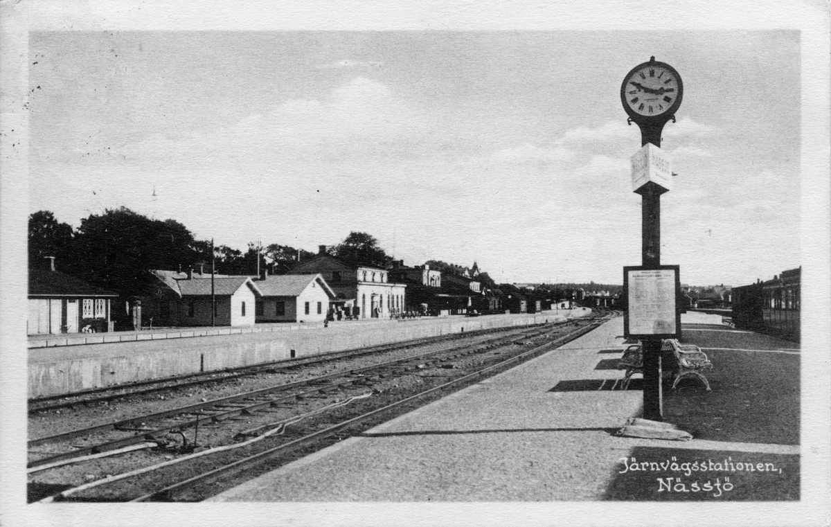 Järnvägsstationen i Nässjö. Vykort skickat 1923-07-21.