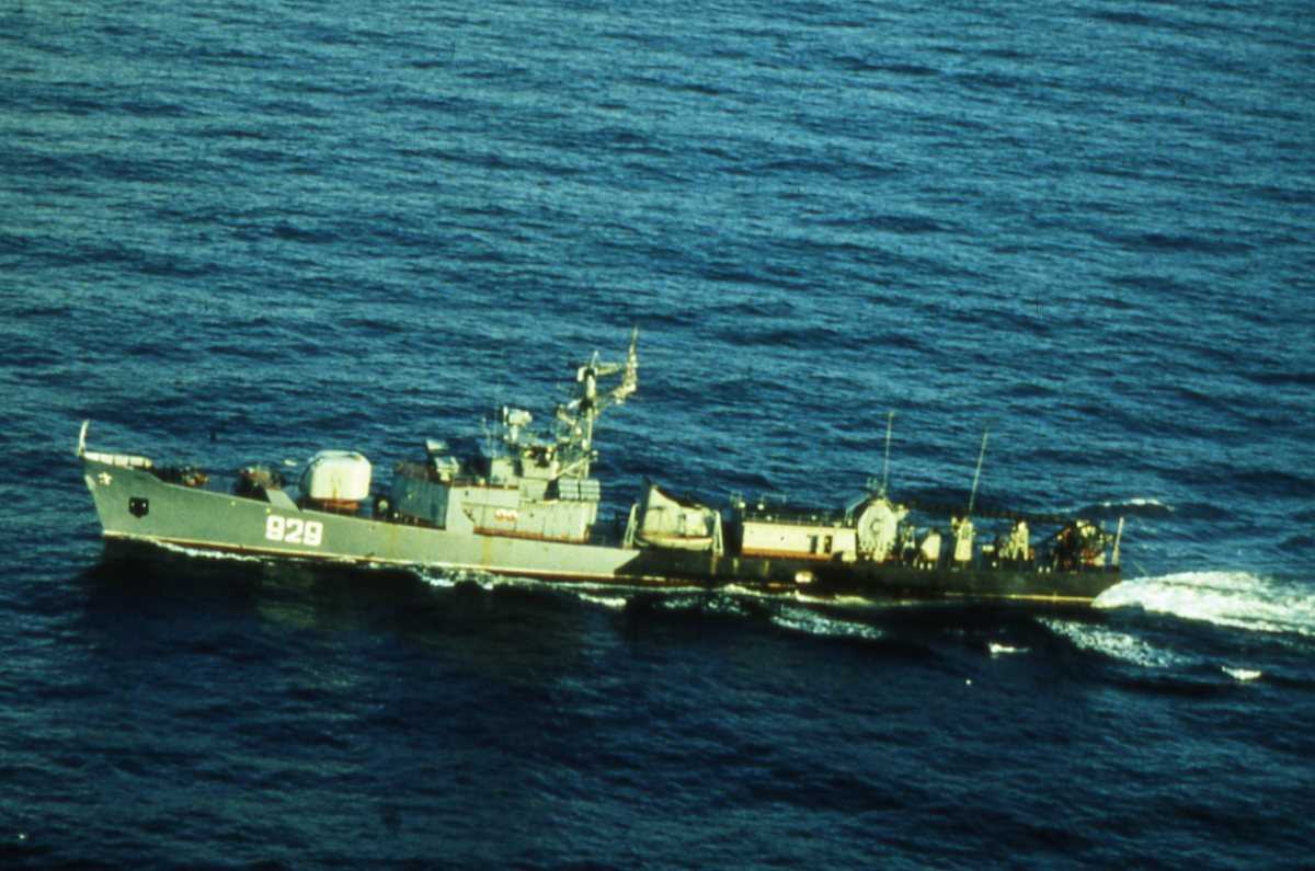 Russisk fartøy av Modifisert Petya I - klassen med nr. 929.