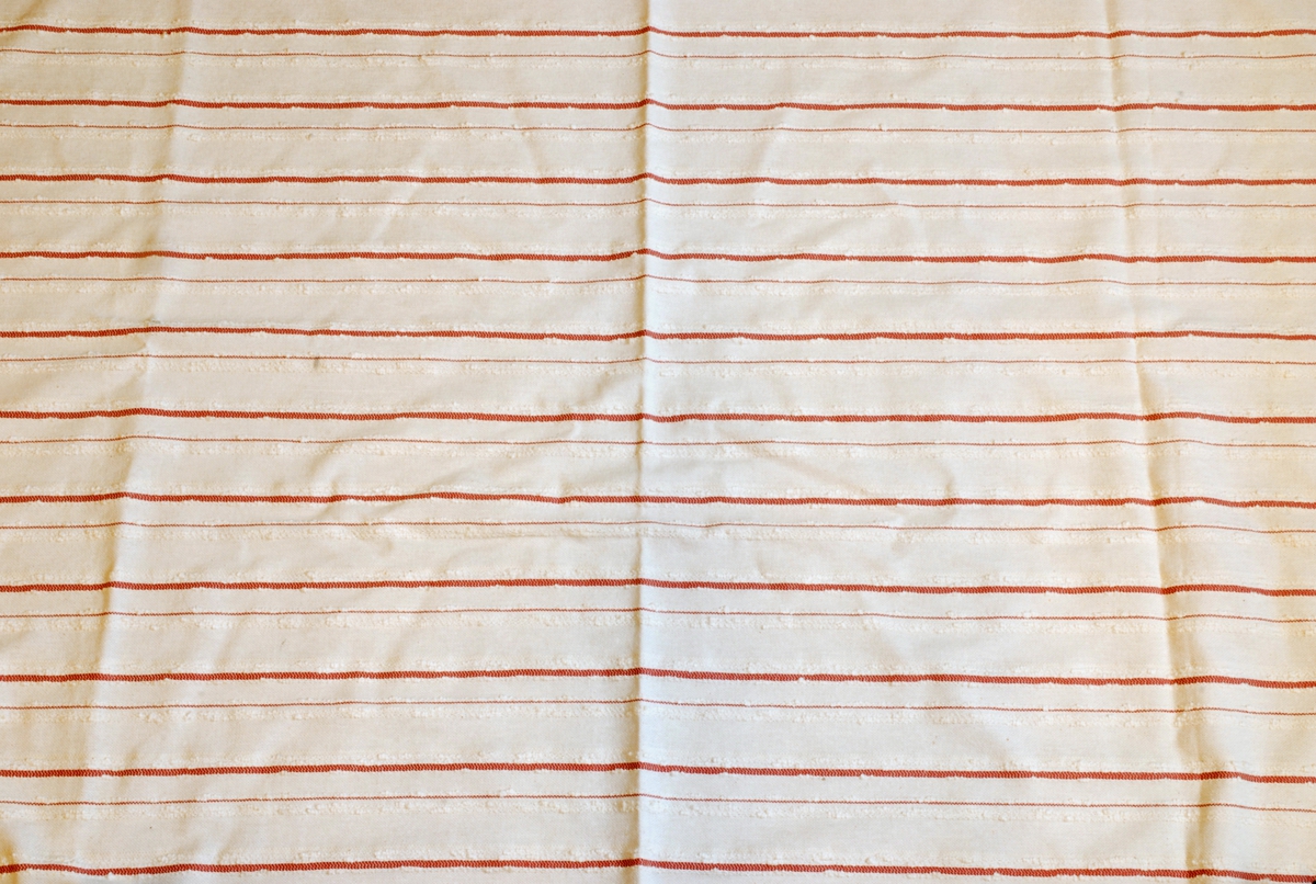 Gardiner (4 høgder) med  horisontale innvevde striper