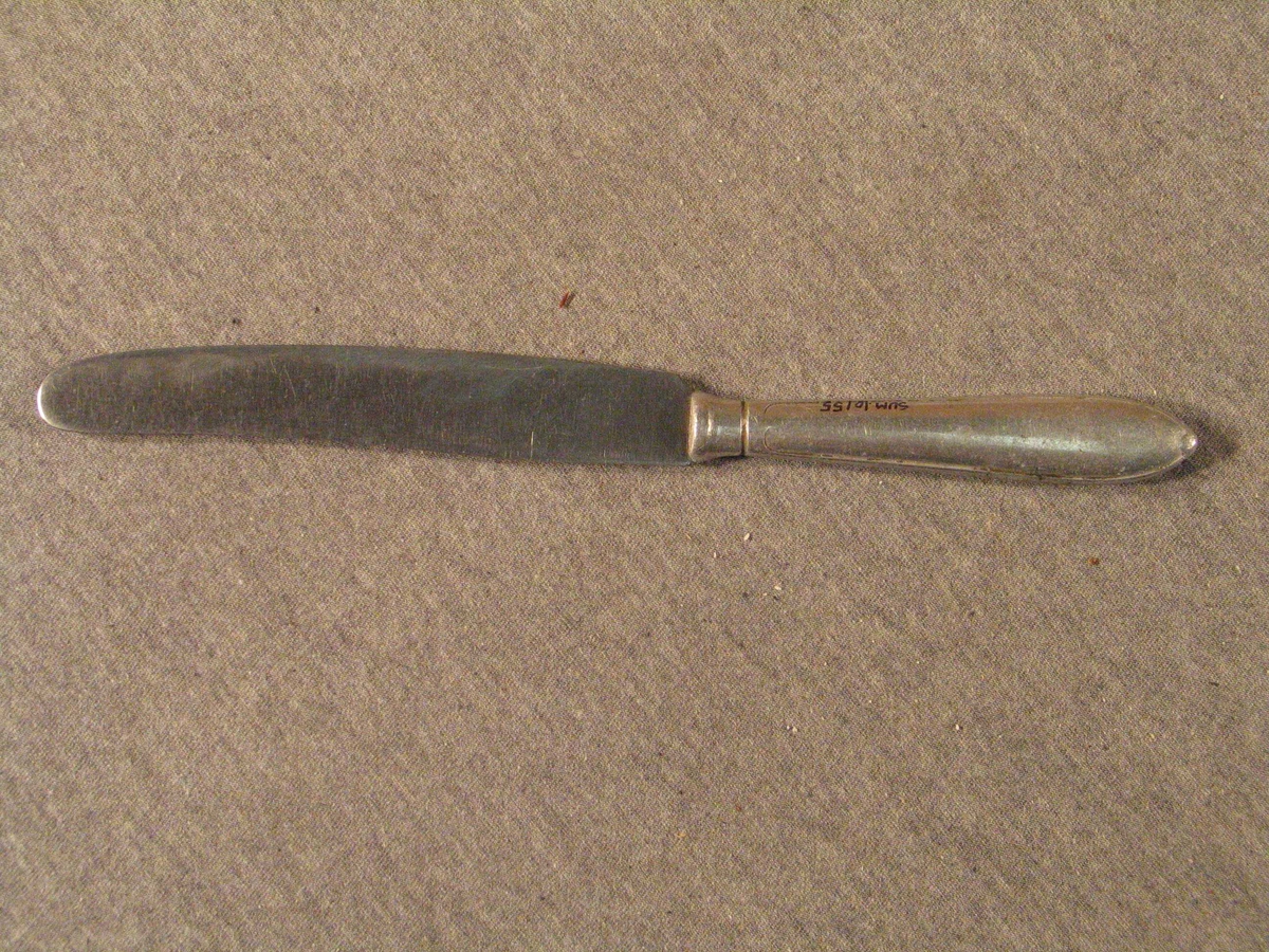 Bordkniv i stål med aluminiumsskaft