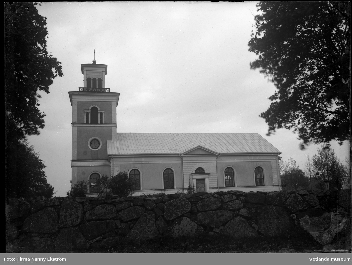 Kyrkan i Barkeyrd år 1894.