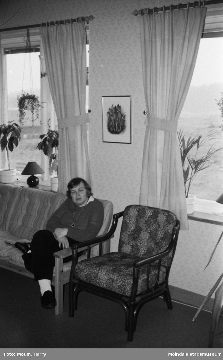 I ett rum på Sagåsens vårdhem i Kållered, år 1983.