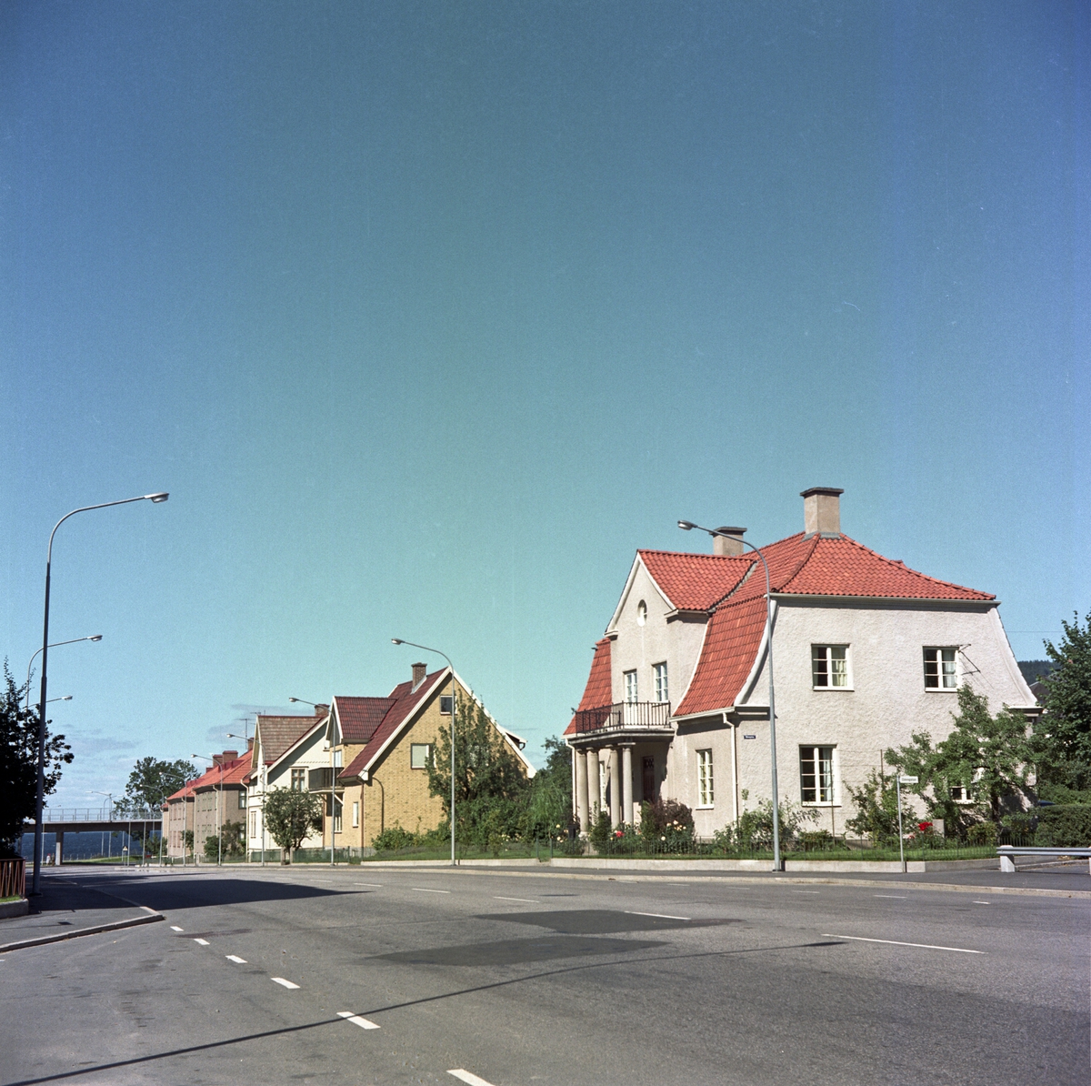 Bostadshus utmed Vättergatan i Huskvarna.