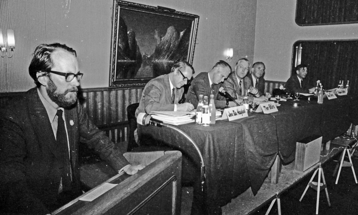EF-Valget 24/25-9-1972. Taler, møtelokaler/publikum og diskusjon.