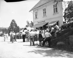 Vardens arkiv. "Åpningen av Momrakveien i Fyresdal" 02.07.19