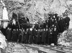 Malmberget, Kiruna. Nordland Fylkesting på besøk. Skinnegang
