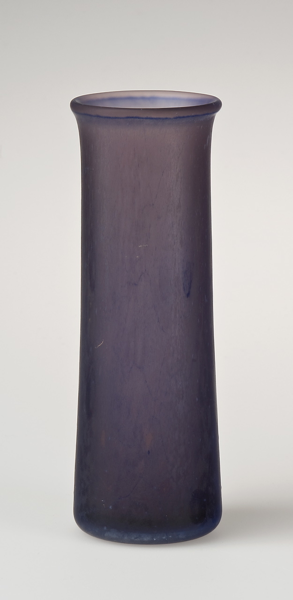 K-2134 [Vase]