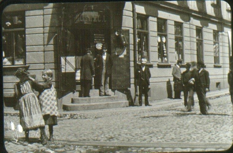 Stora torget 1898, Janzons hus (Dotorpsg/Storg). kv. Guldsmeden.