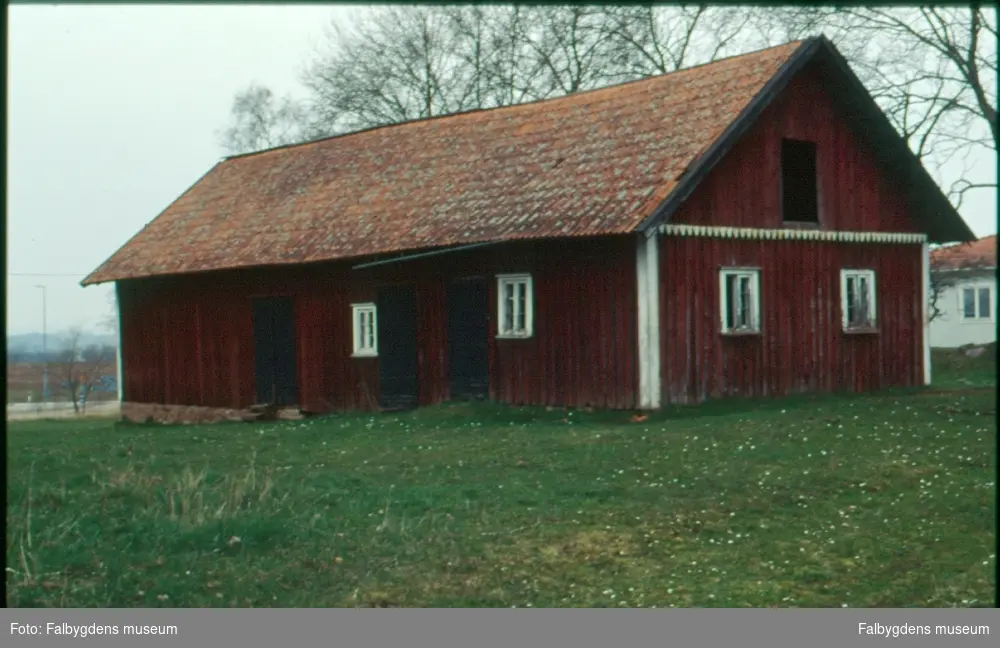 Kv. Tegen, Brogärdet, före rivning 1995.