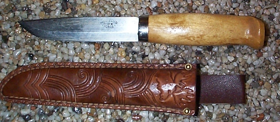 10 stk kniver
Salgsmappe med knivar