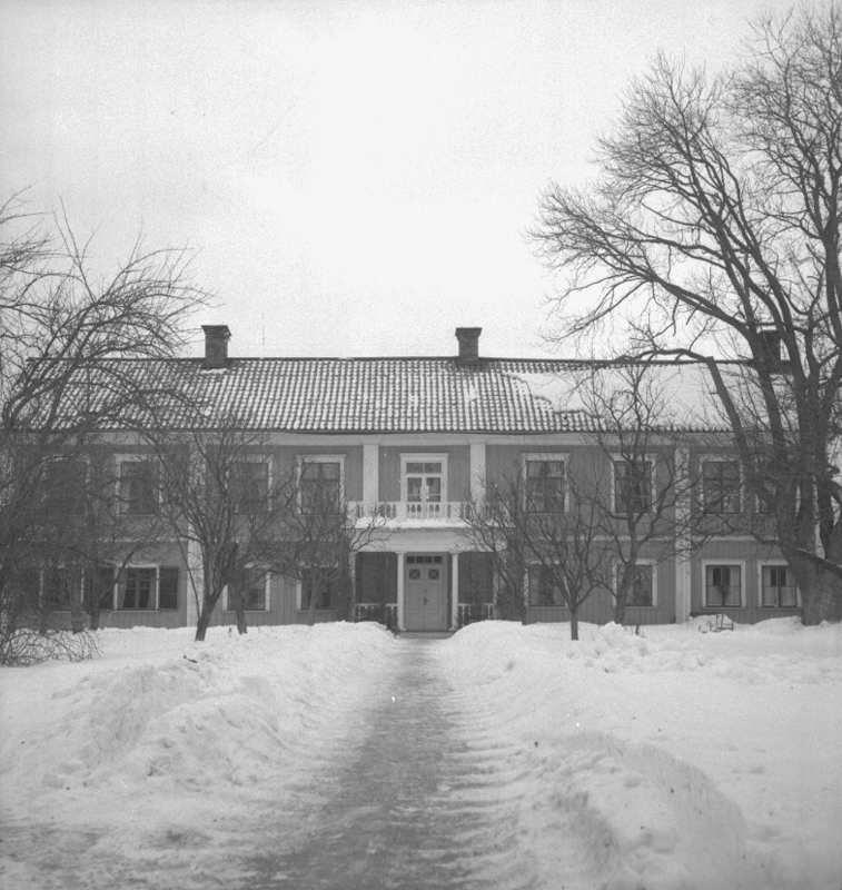Nora Prästgård, exteriör.
31 januari 1950.