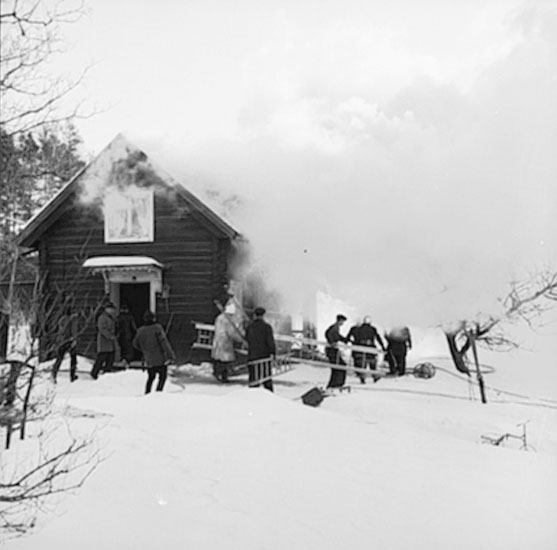 Branden vid Finnhyttan, brandkår, brandsläckning.