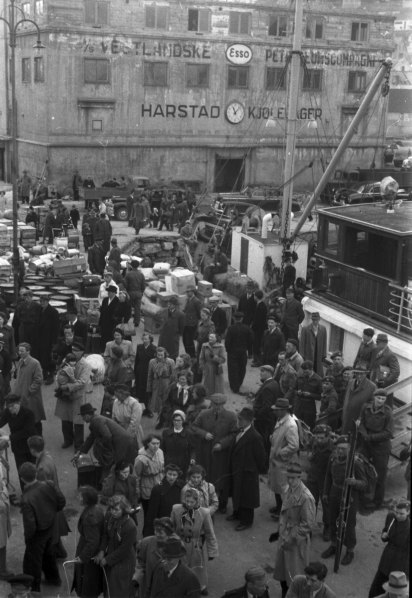 Tittel på filmrull: Nord-Norge med hurtigruten 1952.