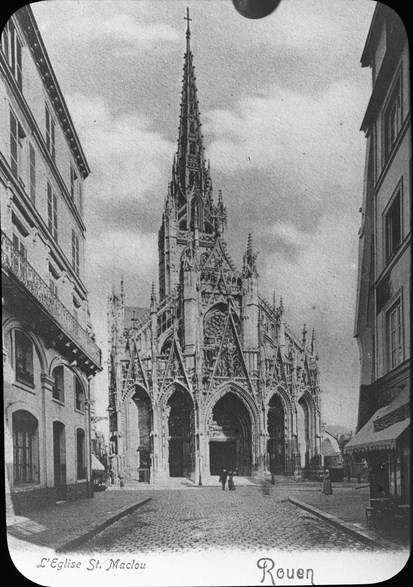 Skioptikonbild med tryckt bild av Église St. Maclou i Rouen.
Bilden har förvarats i kartong märkt: Resan 1908. Rouen 7. III. Text på bild: "L'Eglise St. Maclou".