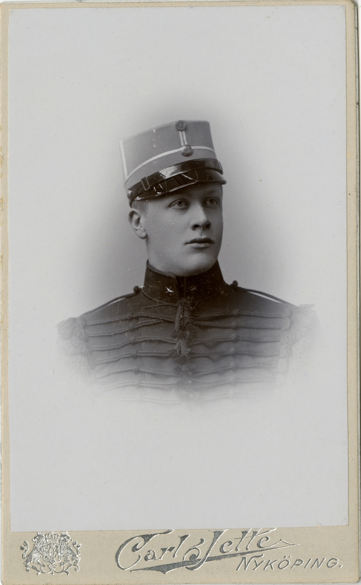 Porträtt av Per Arvid Böklin, officer vid Skånska dragonregementet K 6.