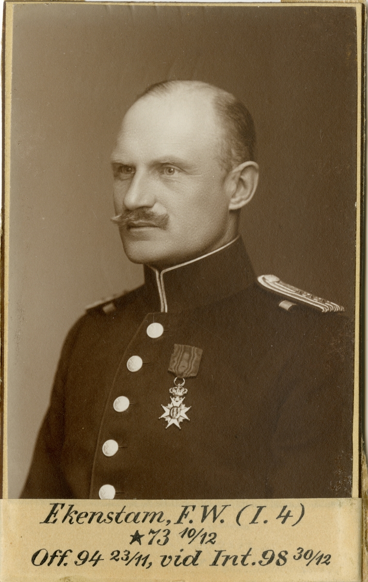 Porträtt av Fredrik Wilhelm af Ekenstam, intendent vid Intendenturkåren.