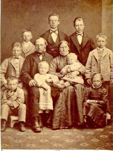 Alfred Hallenius med familj.