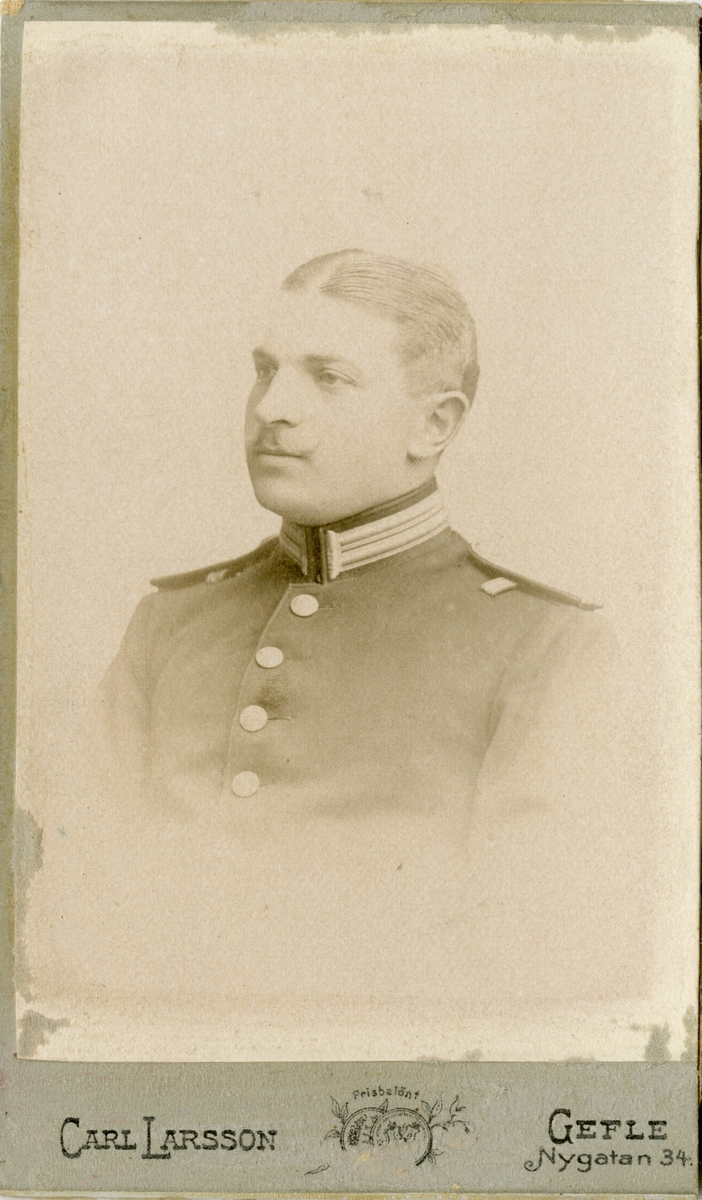 Porträtt av Ivar Axelsson Härdelin, löjtnant vid Hälsinge regemente I 14.