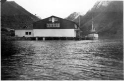 Fryseriet i Øksfjord er ferdig bygget etter ødeleggelsene un