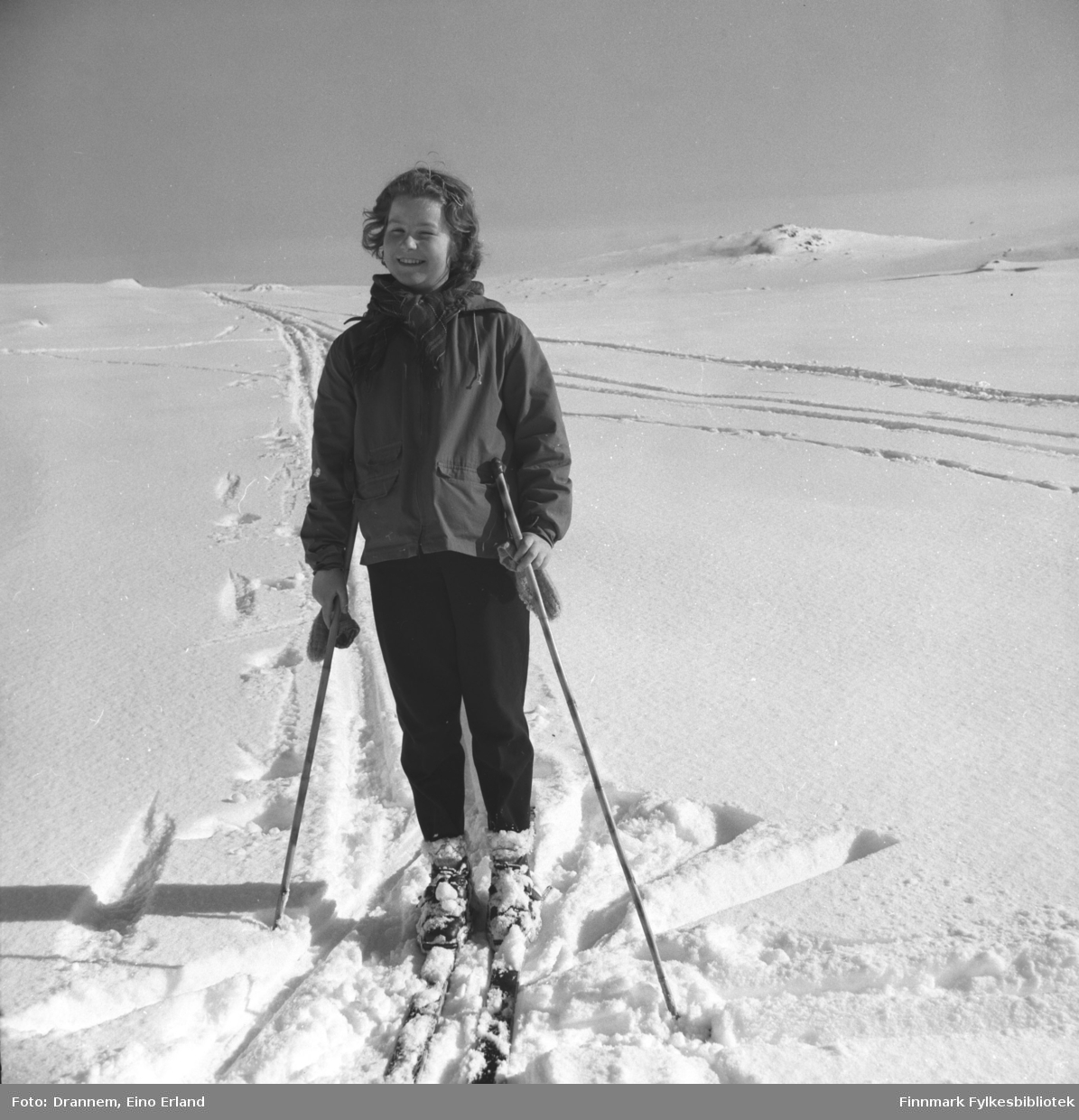 Turid Karikoski på skitur i fjellet ovenfor Hammerfest.
