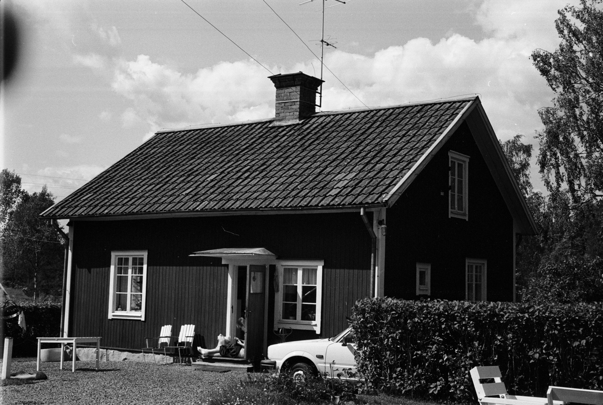 Bostadshus, Saringe 4:6, Karlslund, Tuna socken, Uppland 1987