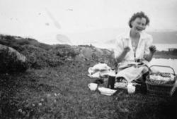 Astrid Williamsen (seinere Blakstad), på Stallberget 1941. F