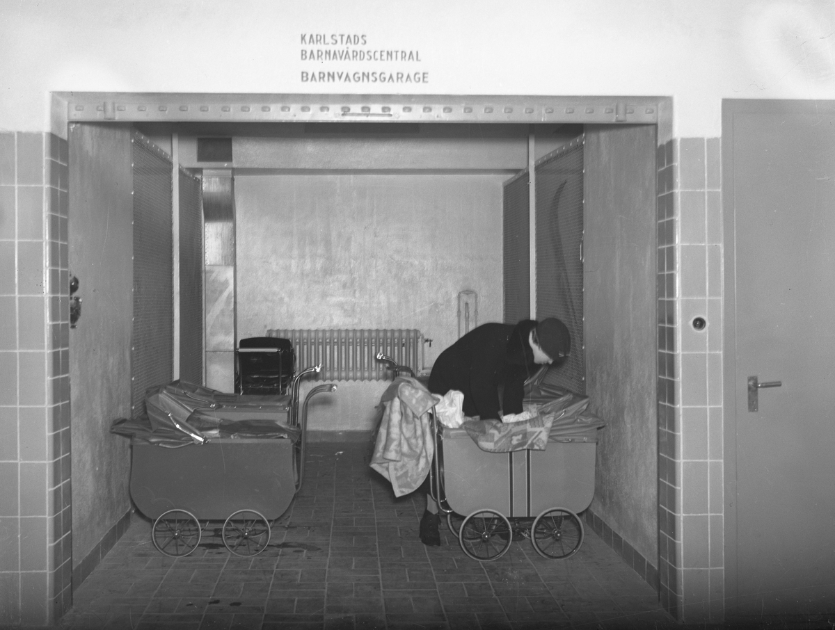 Bildsvit från Karlstads barnavårdscentral tagen efter flytten till nya lokaler på Västra Kyrkogatan 1 år 1937.