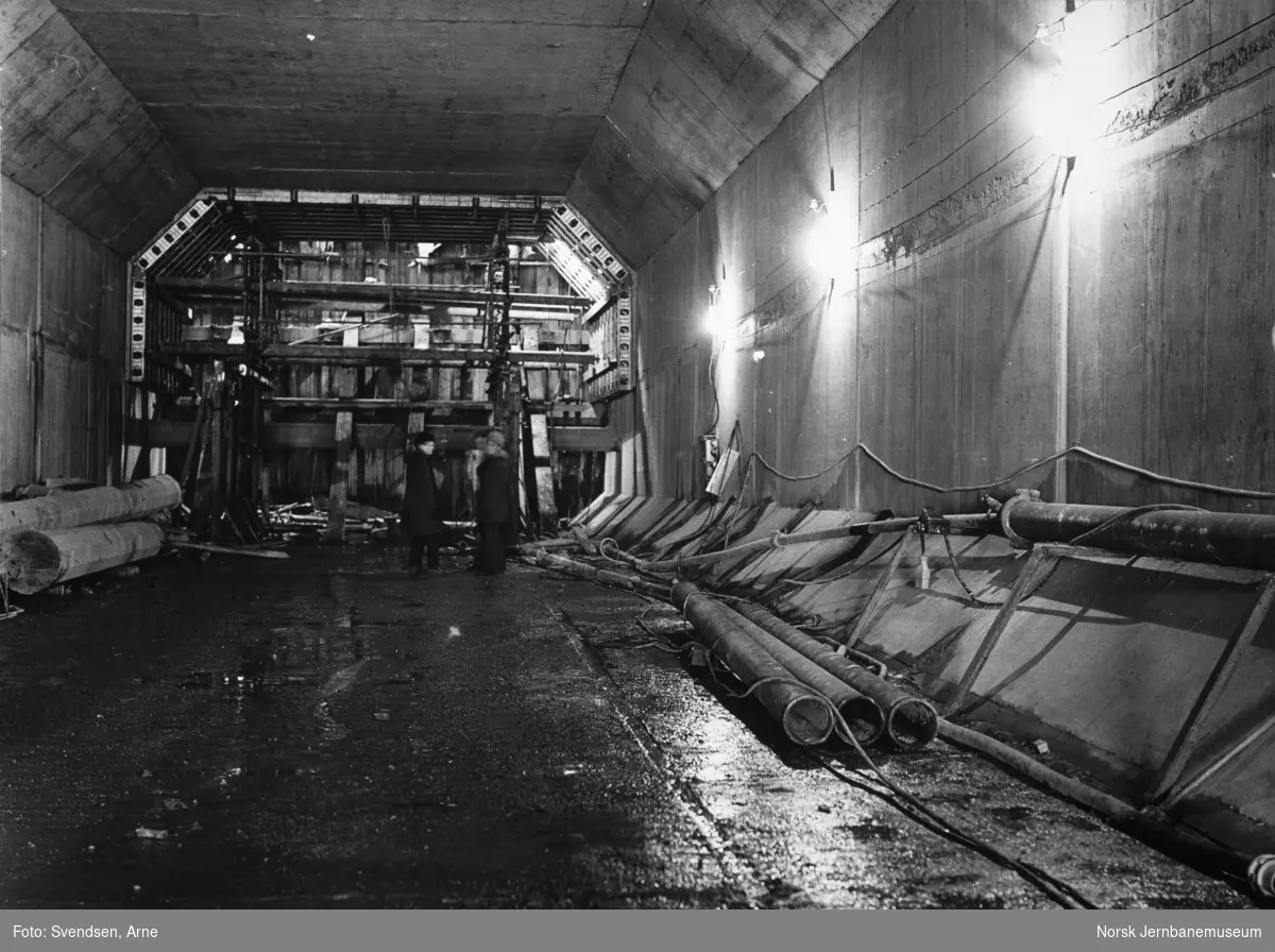 Oslotunnelen : Støpearbeider i tunnelen - Norsk Jernbanemuseum ...