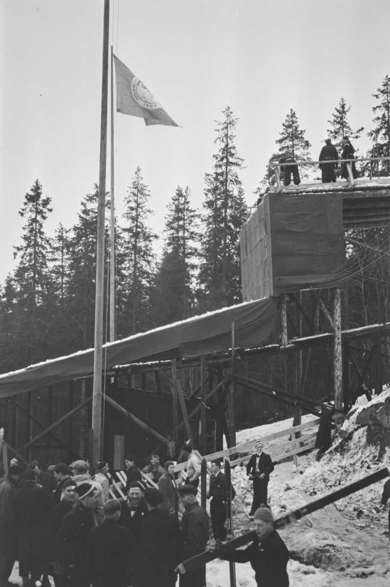 Holmenkollrennet 1939. Ved hoppet i Holmenkolbakken