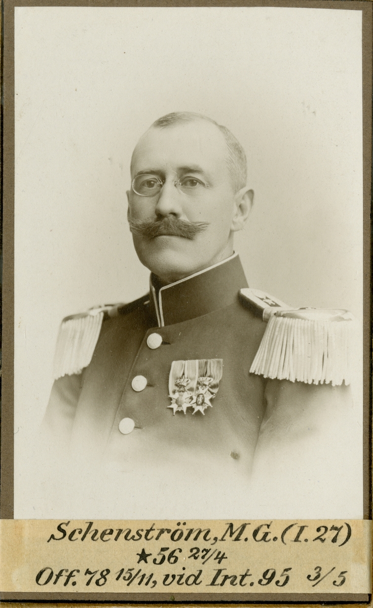 Porträtt av Mauritz Schenström, major vid Intendenturkåren.