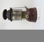 Form: Henge - og bordlampe Pyrex.