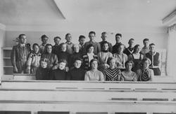 Lærer og elever ved Røros Realskole 1953