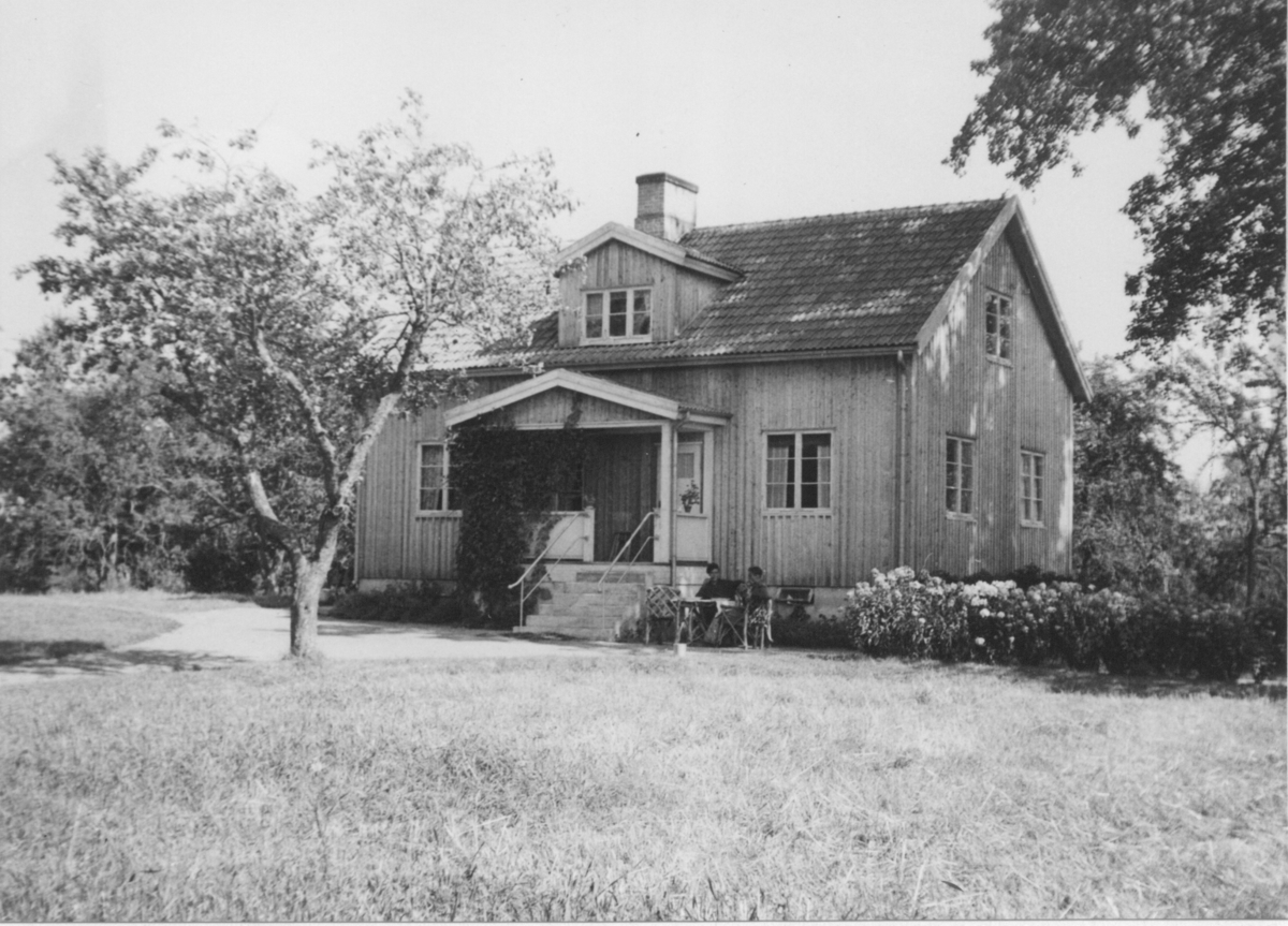 Den nuvarande manbyggnaden uppförd 1942.
