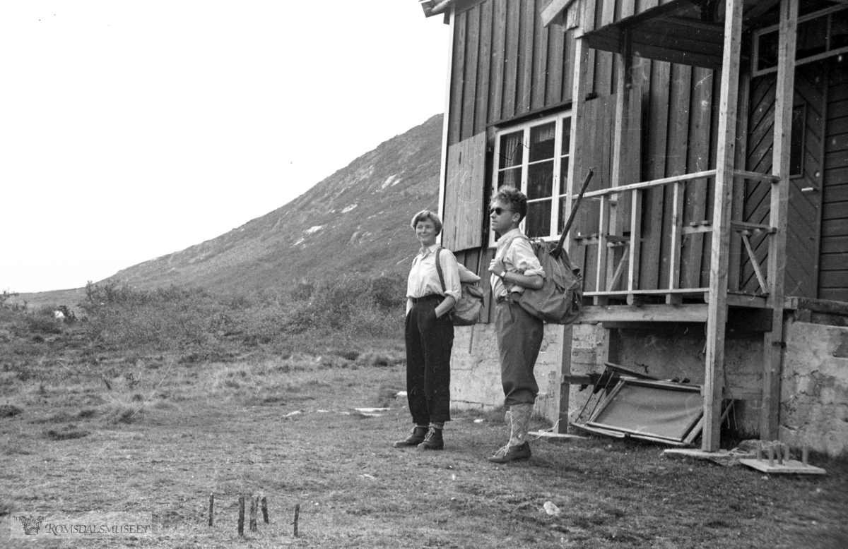 (Film #1).Måsvassbu tilhører Molde og Romsdals Turistforening (MRT).