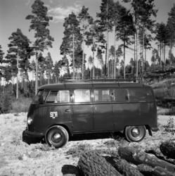 Olika bilar fotograferade för Bil & Buss. Folkvagnsbuss, Bub