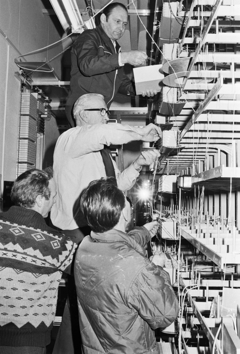 Arbeidstakere ved Bjørkelangen telestasjon.