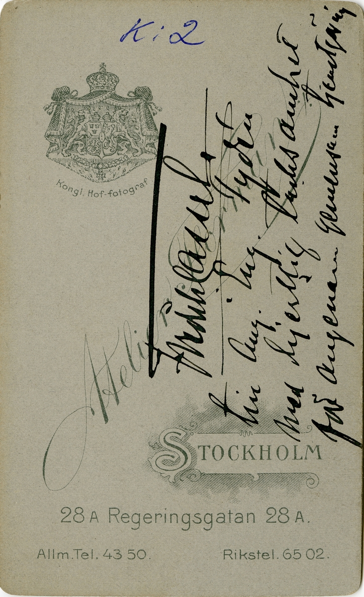 Porträtt av Fredrik Cassel, ryttmästare vid Livregementets husarkår K 3.
Se även AMA.0007050, AMA.0008540 och AMA.0009678.