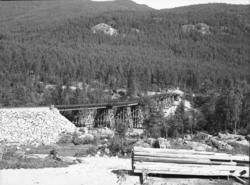 Provisorisk Svenkerud bru etter krigsødeleggelser