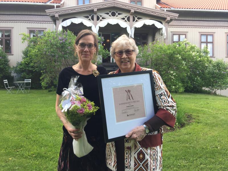 Under gjenåpningen av Kvinnemuseet i Kongsvinger 1. juni ble en nyopprettet hederspris utdelt til Torild Skard. (Foto/Photo)