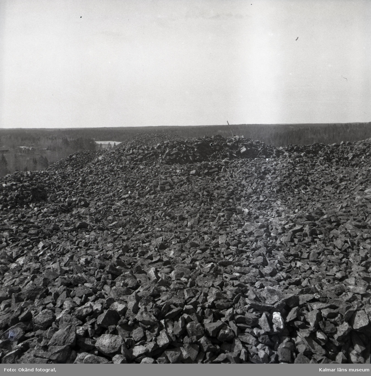 Slagghög vid Gladhammars koppargruvor 1954.