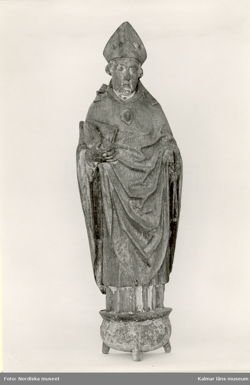 Skulptur, Erasmus, från Långemåla kyrka.

Foto Nordiska Museet