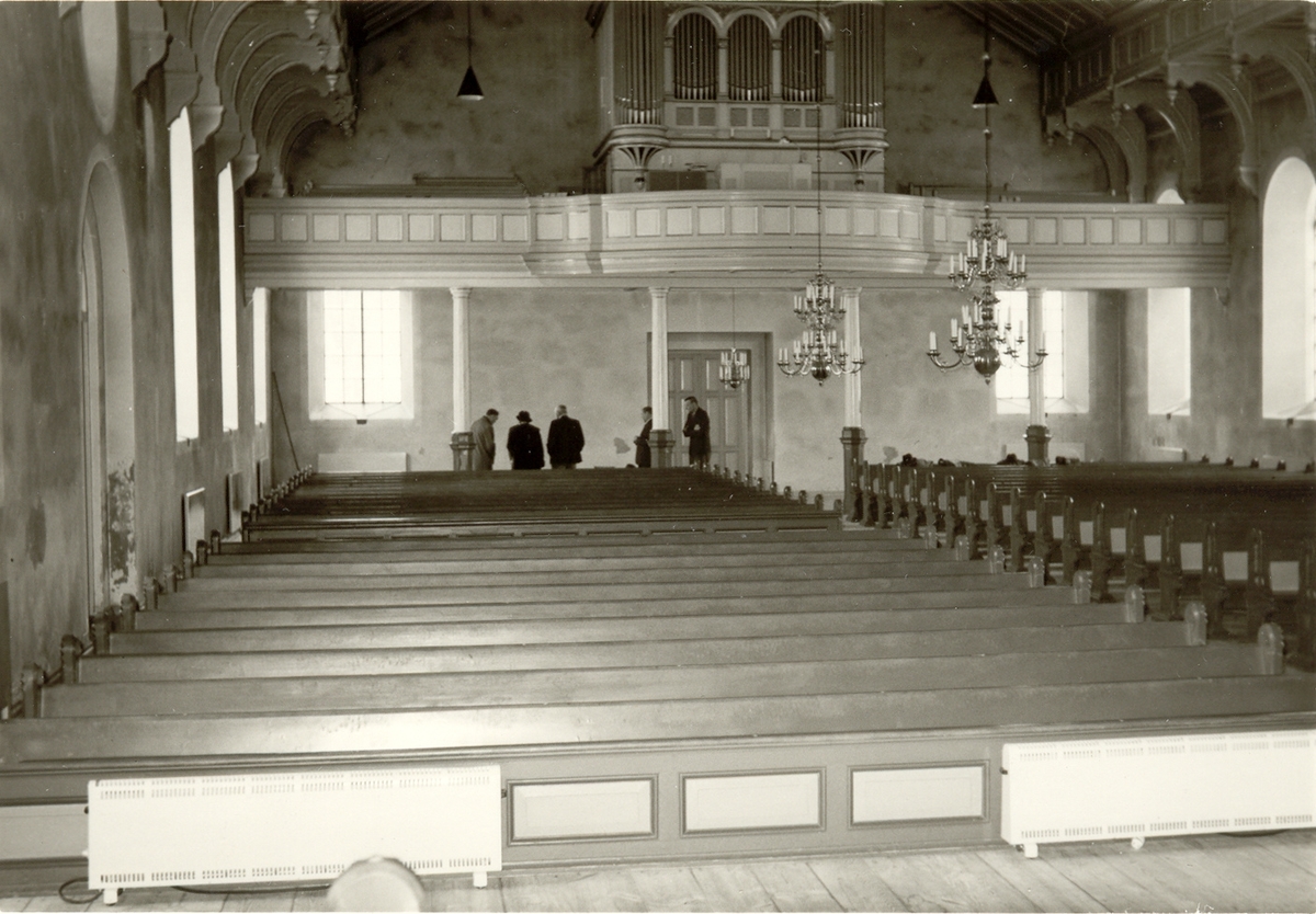 Orgelläktaren i Hannäs kyrka före restaurering.