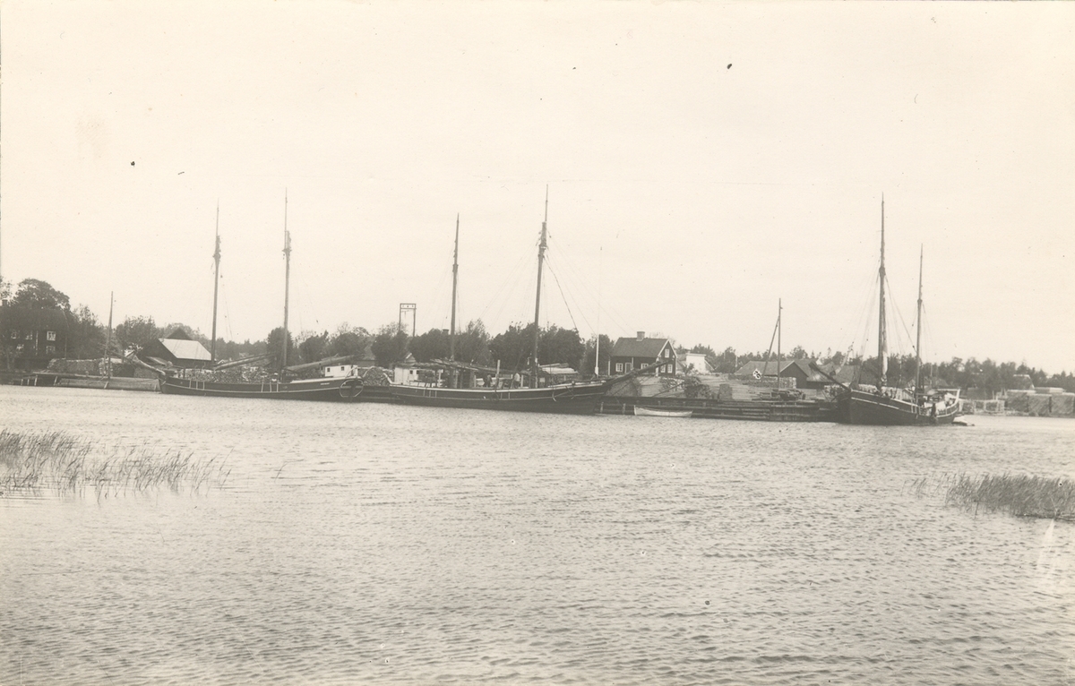 Segelfartyg i Figeholms hamn